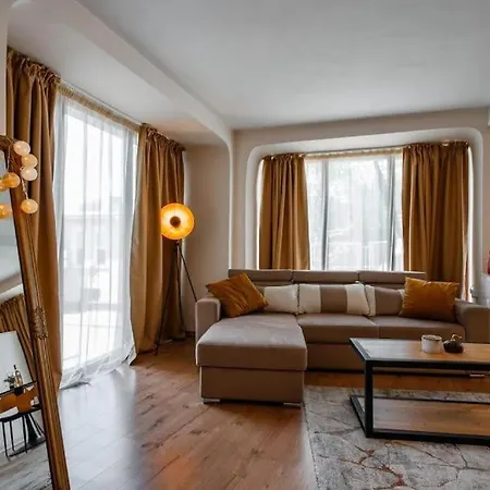 French Windows Center