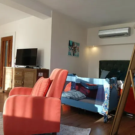 Cozy With French Windows Plowdiw